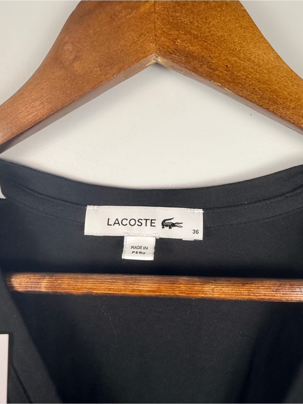 Lacoste black v-neck 100% cotton tshirt new size 4 - Picture 2 of 5